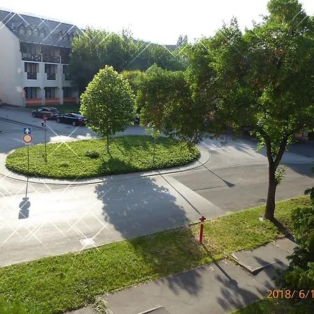 Poppies Apartman Apartment