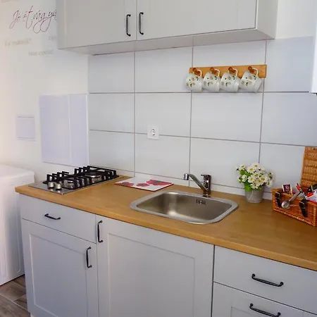Apartment Poppies Apartman Erlau
