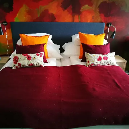 Poppies Apartman