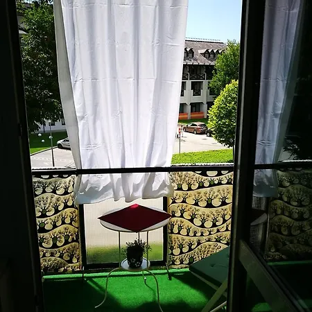 Poppies Apartman * Erlau
