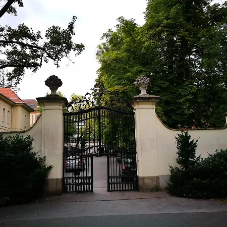 Apartment Poppies Apartman Erlau